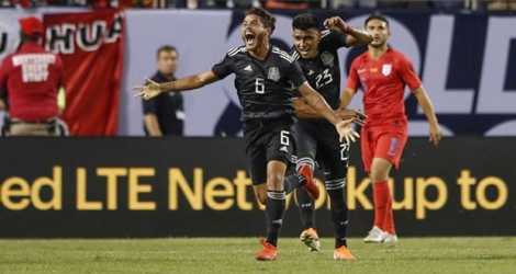 Le milieu mexicain Jonathan dos Santos exulte après avoir inscrit l'unique but de la rencontre face aux Etats-Unis, le 7 juillet 2019 à Chicago.