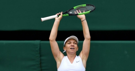 La Roumaine Simone Halep remporte son premier titre à Wimbledon le 13 juillet 2019.