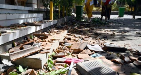 Un violent tremblement de terre a frappé l'archipel des Moluques, dans l'est de l'Indonésie.