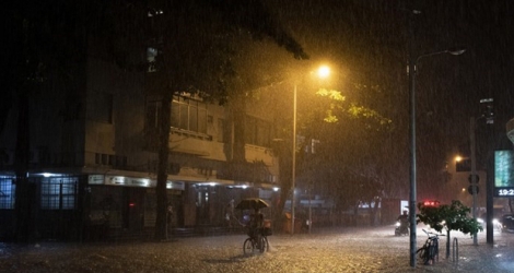 Pluies diluviennes qui ont causé des inondations et des glissements de terrain dans quatre villes, dont la capitale Recife, ont annoncé les pompiers.