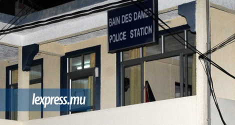 L’habitante de Pailles a porté plainte pour détournement de fonds au poste de police de Bain-des-Dames.