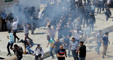 Des heurts entre fidèles palestiniens et policiers israéliens le 11 août 2019, près de la mosquée Al-Aqsa à Jérusalem Photo Ahmad GHARABLI. AFP.