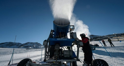 Un canon à neige sur une piste de ski à El Colorado, le 8 août 2019 dans les Andes, au Chili.