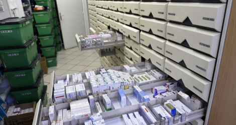Le syndicat professionnel a réagi à une tribune dénonçant la pénurie de médicaments Photo STEPHANE DE SAKUTIN. AFP