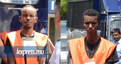 Des pirates somaliens lors de leur comparution en cour de Port-Louis, le 26 janvier 2013.