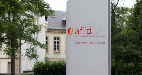 Photo prise le 27 juin 2008, à l'entrée du département des analyses de l'Agence française de lutte contre le dopage (AFDL) à Châtenay-Malabry.