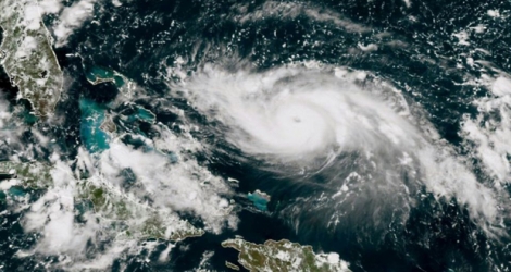 Image satellite de l'ouragan Dorian approchant des Bahamas, à 17H40 GMT le 30 août 2019.
