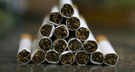 British American Tobacco (BAT) a annoncé jeudi la suppression de 2.300 emplois dans le monde afin de s'adapter au changement d'habitudes de consommation et à l'essor des cigarettes électroniques.