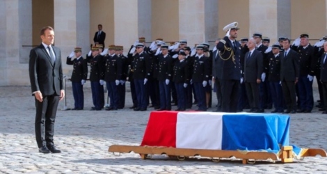 Hommage rendu par Emmanuel Macron aux Invalides le 30 septembre 2019.