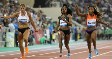 Les sprinteuses Dafne Schippers et Marie-Josée Ta Lou, lors d'un meeting de Doha le 4 mai 2018, ne disputeront pas le 200 m des Mondiaux sur place.