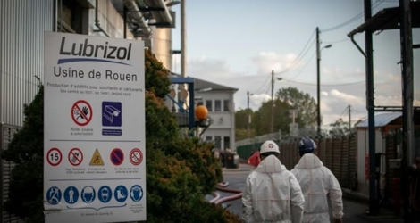 Entrée de l'usine Lubrizol près de Rouen, le 27 septembre 2019.