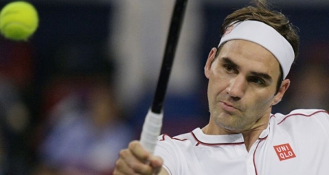 Le Suisse Roger Federer face au Belge David Goffin en 8e de finale du Masters 1000 de Shanghai, le 10 octobre 2019.