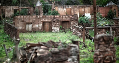 Les ruines de plusieurs maisons à Paracatu de Baixo, dans le sud-est du Brésil, le 21 octobre 2019.