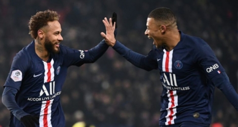 Neymar (g) et Kylian Mbappe ont marqué les deux buts du PSG (2-0), le 4 décembre 2019, au Parc des Princes, à Paris Photo FRANCK FIFE. AFP