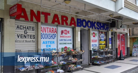 La librairie Antara, connue de pluisieurs générations d'élèves à Quatre-Bornes, cessera ses activités le mois prochain.