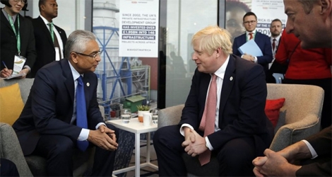 Tête-à-tête Pravind Jugnauth et Boris Johnson hier soir à Londres.