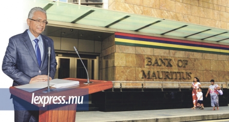 «We will make early repayment of public sector debt by using part of the accumulated undistributed surplus held at the Bank of Mauritius», avait annoncé Pravind Jugnauth lors du discours du Budget 2019-2020.