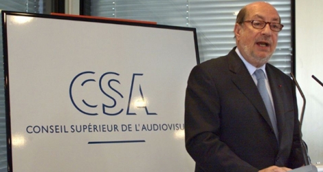 Hervé Bourges, alors président du CSA, le 21 juin 1999 à Paris.
