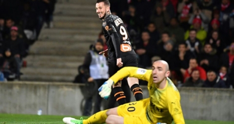 L'attaquant argentin de Marseille, Dario Benedetto, auteur d'un triplé à Nîmes, en Ligue 1, le 28 février 2020.