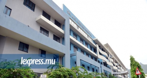 Le collégien a été admis à l’hôpital Jeetoo après l’incident survenu dans les toilettes d’un collège jeudi 5 mars.