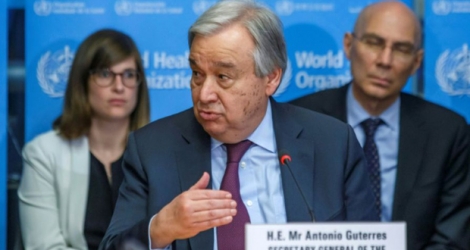 Le secrétaire général de l'ONU, Antonio Guterres, évoque le Covid-19 lors d'une visite à l'Organisation mondiale de la Santé à Genève le 24 février 2020. Photo SALVATORE DI NOLFI. AFP