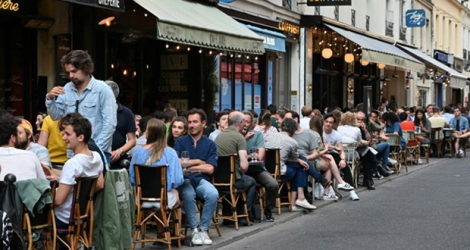 Réouverture des terrasses des cafés à Paris, le 2 juin 2020.