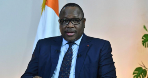 Le président de la commission électorale ivoirienne Ibrahim Kuibiert annonce les résultats de l'élection présidentielle depuis le siège de la Commission à Abidjan, le 3 novembre 2020 Photo Issouf SANOGO. AFP