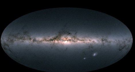 Vue de la Voie lactée et de galaxies voisines, réalisée avec l'observation de presque 1,7 milliards d'étoiles par le satellite Gaia Photo -. AFP