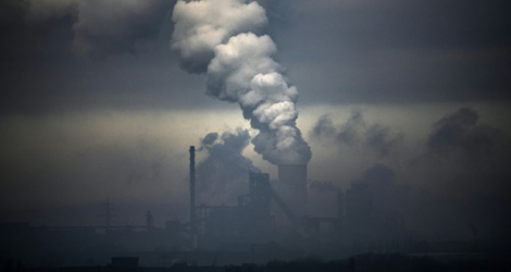 La baisse des émissions de gaz à effet de serre due à la pandémie de Covid-19 aura un effet «insignifiant» et le monde file toujours vers 3 degrés de réchauffement, loin des objectifs de l'accord de Paris qui aura cinq ans samedi.