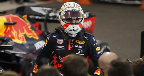 Max Verstappen, leader de bout en bout, a remporté sans adversité le 17e et dernier Grand Prix de la saison de Formule 1 à Abou Dhabi dimanche. 