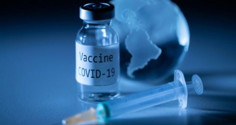 Illustration d'un flacon de vaccin et de la seringue Photo JOEL SAGET. AFP