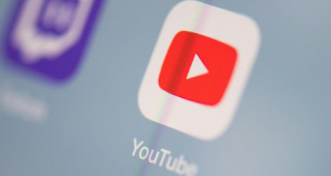 YouTube a annoncé mercredi qu'il allait proposer dans les prochains mois des comptes permettant aux adolescents d'utiliser la plateforme dans le cadre des restrictions imposées par leurs parents.