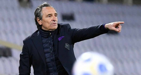Cesare Prandelli a démissionné de son poste d'entraîneur de la Fiorentina.