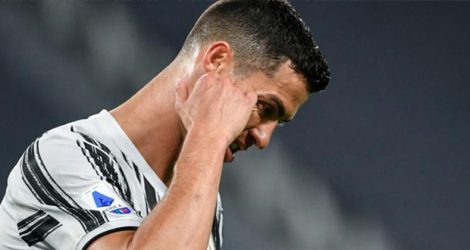 L'attaquant portugais de la Juventus Turin, Cristiano Ronaldo, après la défaite à domicile, 3-0 contre l'AC Milan en Série A, le 9 mai 2021 à Turin. afp.com - Isabella BONOTTO