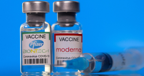 Les vaccins de Moderna et Pfizer/BioNTech devraient rester efficaces contre le variant indien du coronavirus. 