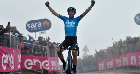 L'Italien Lorenzo Fortunato vainqueur de la 14e étape du Tour d'Italie, entre Cittadella et le Monte Zoncolan, le 22 mai 2021 Tommaso Pelagalli AFP