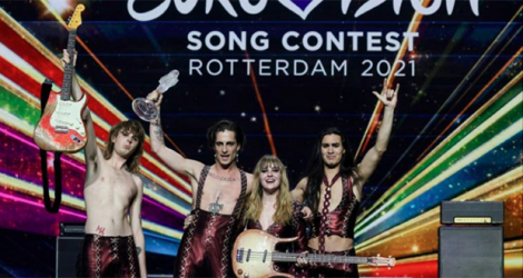 Le groupe italien Maneskin remporte le concours de l'Eurovision, le 22 mai 2021 à Rotterdam. afp.com - Kenzo Tribouillard