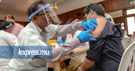 Les Mauriciens à Madagascar ont reçu leur première dose de vaccin et attendent la deuxième en août.