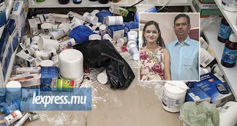 Satish Pursund et son épouse Mellisha. Ils sont déprimés depuis le pillage de leur pharmacie.