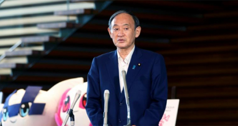 Le Premier ministre japonais Yoshihide Suga s'exprime devant la presse, à Tokyo le 3 septembre 2021.