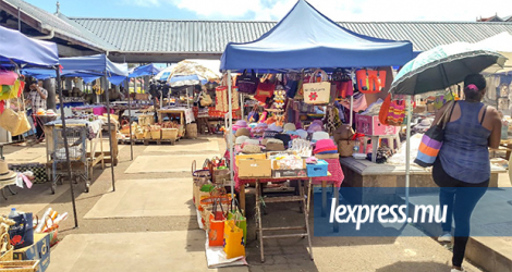 Le marché traditionnel de Port-Mathurin n’accueille plus de touristes.