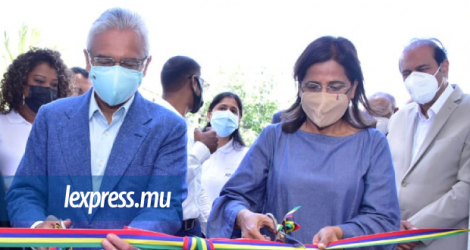  Le Residential Rehabilitation Centre pour les sans-abri, situé à Roche Bois, a été inauguré, ce matin, par le Premier ministre, Pravind Jugnauth et la ministre de la Sécurité Sociale. 