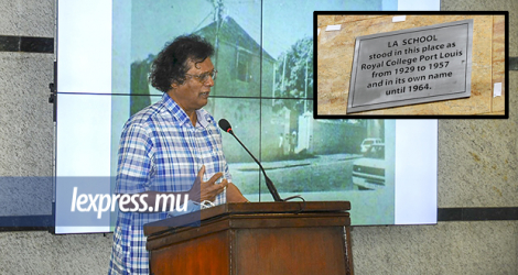 Rama Poonoosamy, ancien royaliste, intervenant au dévoilement de la plaque commémorative.
