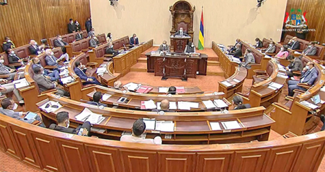 La recomposition de l’opposition parlementaire revient sur le tapis en ce début d’année. Le PTr compte 12 sièges. le MMM, 9 et le PMSD, 4.