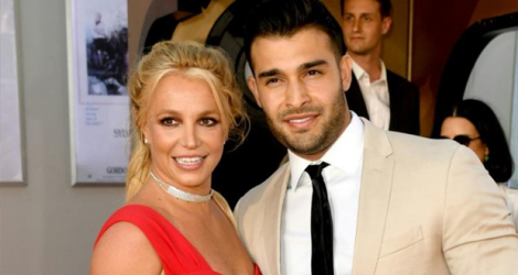 La chanteuse Britney Spears et son fiancé Sam Asghari en Californie, le 22 juillet 2019.