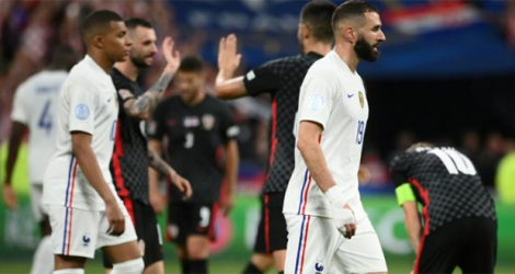 Les joueurs de l'équipe de France battus par la Croatie en Ligue des nations à Saint-Denis, le 13 juin 2022.