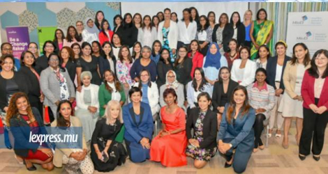 125 femmes ont bénéficié d’une formation par la Women Leadership Academy en collaboration avec Dale Carnegie.