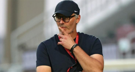L'entraîneur Laurent Blanc, alors en charge du club qatarien d'Al-Rayyan, le 18 février 2021 à Doha.