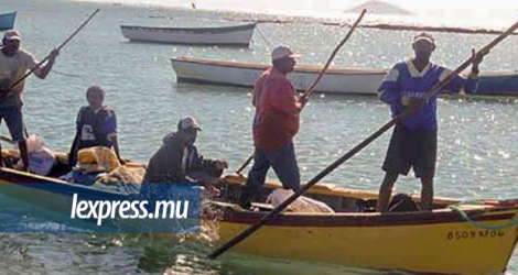 Le syndicat des pêcheurs demande la réhabilitation de la zone qui va de Pointe-aux-Sables à Baie-du-Tombeau et le soutien de la pêche artisanale.