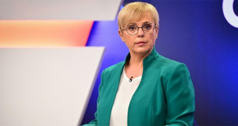 Natasa Pirc Musar, candidate à la présidentielle, lors d'un débat télévisée, le 17 octobre 2022 à Ljubljana, en Slovénie.